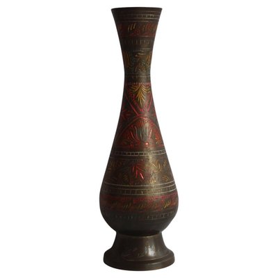 Vases Vintage : Élégance Classique pour Votre Décor - Lumi Brocante Vases Vintage : Élégance Classique pour Votre Décor - Lumi Brocante