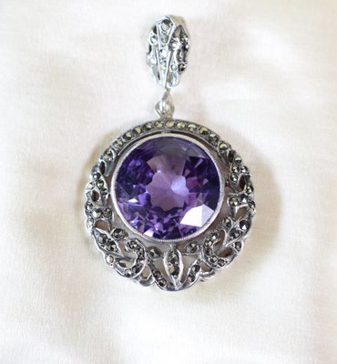 Pendentif Ancien En Argent Serti D'une Améthyste - Vintage - Bon état Avec Quelques Rayures
