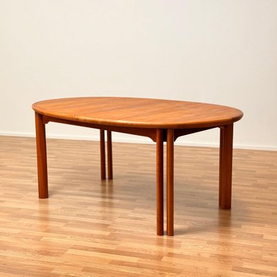 Large Oval Cherrywood Dining Table from Skovby Møbelfabrik