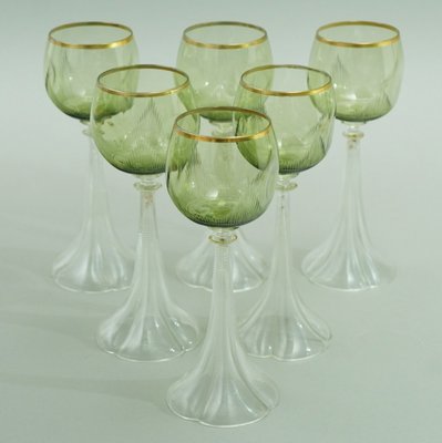 2oz disposable cups with lids Restaurantware-1.7 Ounce Disposable Ramekins with Lids, 100 Round Creme Brulee Disposable Cups main image 1