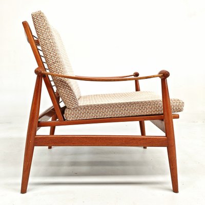 Danish Spade FD 133 Lounge Chair by Finn Juhl for France & Son