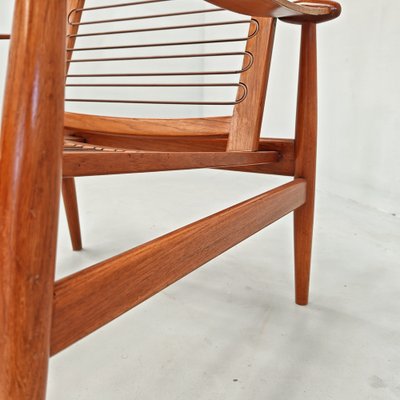Finn Juhl and Danish Chairs 本 Finn Juhl and Danish Chairs｜TOKYO METROPOLITAN ART MUSEUM