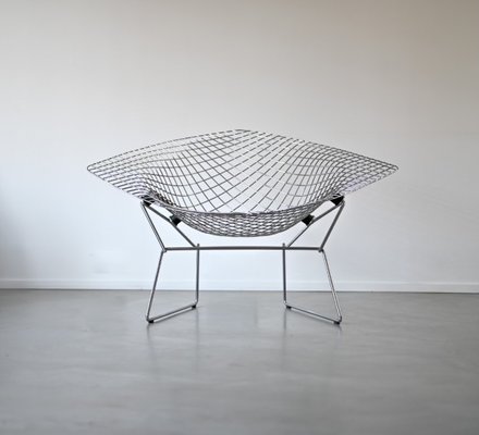Bertoia Asymmetric Chaise | Knoll