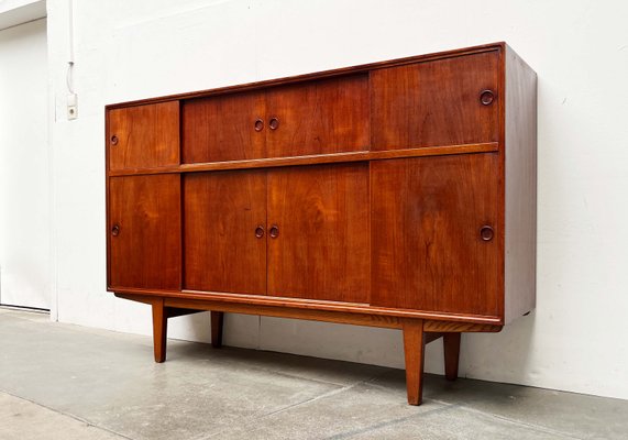 Mid-Century Modern Danish Teak Sideboard, 1960s for sale at Pamono