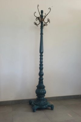 Louis XV Style Lacquered Coat Stand for sale at Pamono