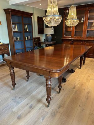 Antique Mahogany Dining Table for sale at Pamono