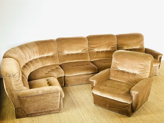 Divani modulari vintage e poltrone in velluto, anni '60, set di