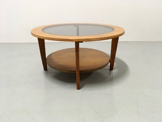 Danischer Runder Vintage Couchtisch Mit Glasplatte 1960er