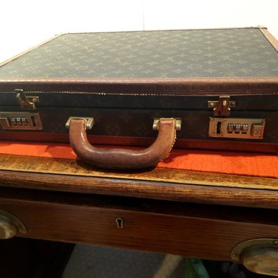 Valigetta President in tela con monogramma e vacchetta di Louis Vuitton,  anni '80