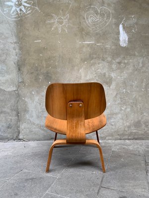LCW Lounge Chair in Calico Ash by Charles and Ray Eames for Herman