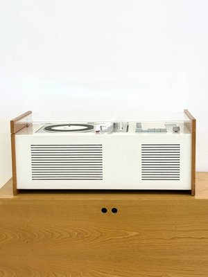 アンプ BRAUN SK6 DIETER RAMS & HANS GUGELOT Braun SK6 Radio Record Player by Dieter Rams & Hans Gugelot