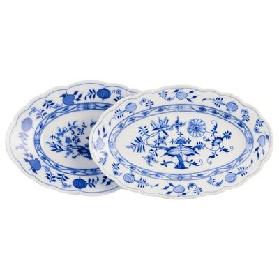 Ovales Serviergeschirr mit blauem Zwiebelmuster von Stadt Meißen, Deutschland, 2er Set bei Pamono kaufen