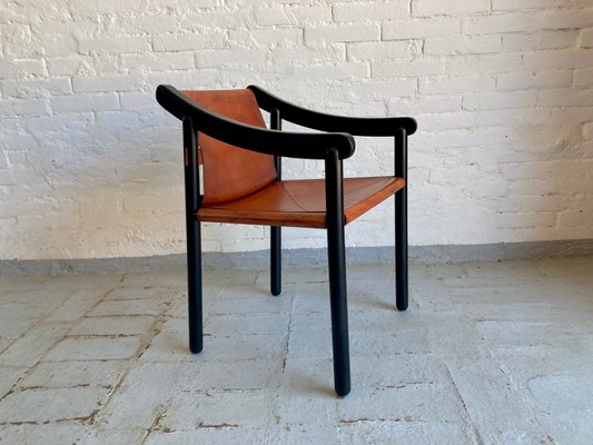 Poltrona Mod 905 di Vico Magistretti per Cassina