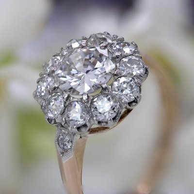 Anello a grappolo in oro giallo 18 carati e platino con diamanti