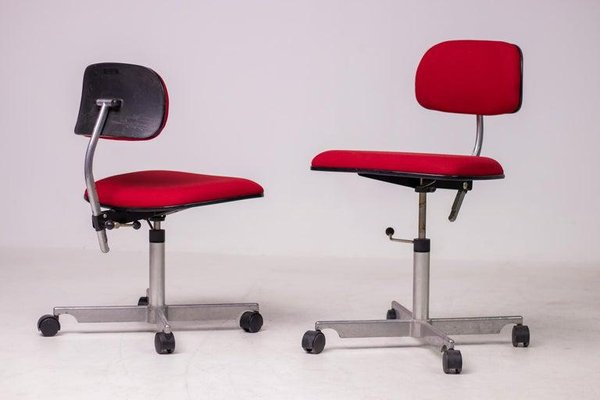 Red Kevi Desk Chair by Jørgen Rasmussen, 1968 for sale at Pamono