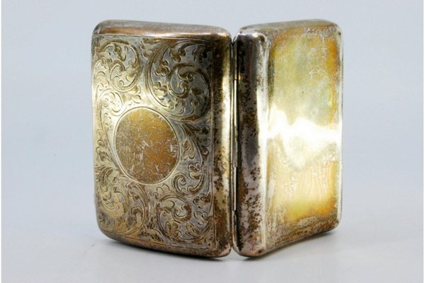 cigarette wreath Silver Cigarette Case with Engraved Wreaths for sale at Pamono