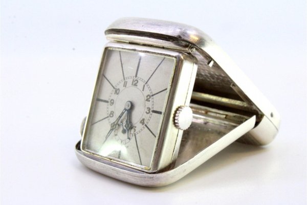 Orologio da viaggio a carica manuale in argento guilloché in