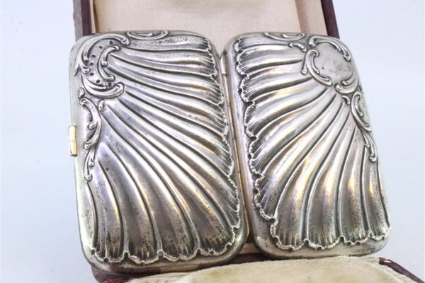 Art Nouveau Silver Cigarette Case with Reliefs and Monogram Card and Gold  Interior for sale at Pamono