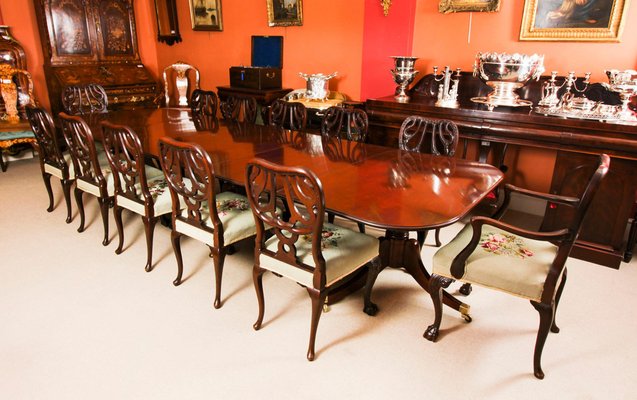 Antique Regency Mahogany Triple Pillar Dining Table, 1700s for