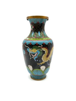 Antike Cloisonné Vase mit Drachenmotiv Emaille & Messing, China, 1900er bei Pamono kaufen