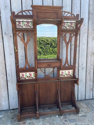 Perchero de recibidor modernista con espejo, década de 1890