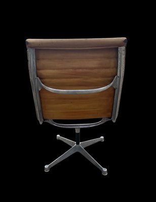 Chair by Charles & Ray Eames for Herman Miller, 1959 for
