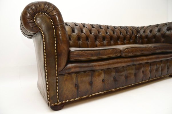 Vintage Deep Buttoned Leather Chesterfield Sofa, 1930 for Vintage Deep Buttoned Leather Chesterfield Sofa, 1930 for
