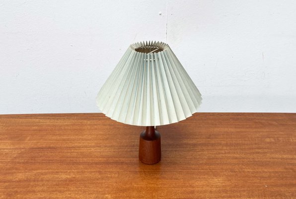 Mid-Century Modern Danish Teak Table Lamp, 1960s for sale at Pamono