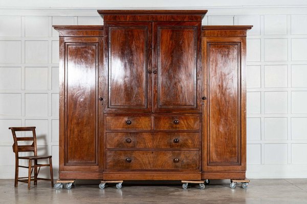 Antique Mahogany Breakfront Wardrobe, 1860 for sale at Pamono
