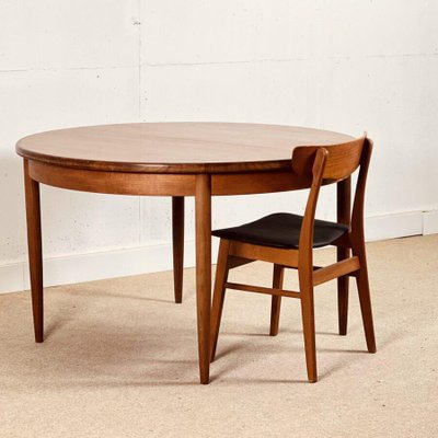 G-PLAN g-plan Round Extension Table