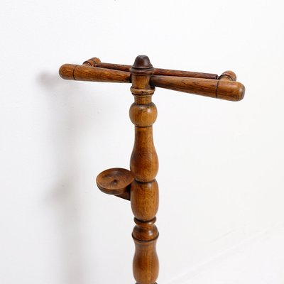 Vintage Stummer Diener aus gedrechseltem Holz bei Pamono kaufen