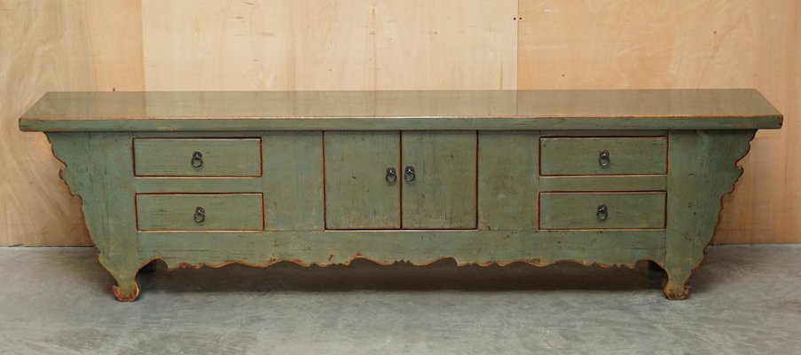 Grün lackiertes und lackiertes orientalisches niedriges Vintage Sideboard bei Pamono kaufen