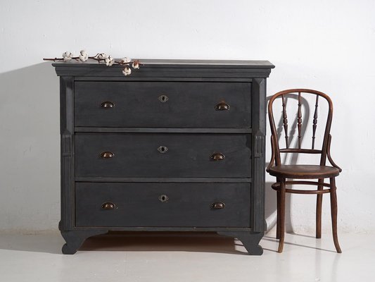 Graue Vintage Kommode, 1920 bei Pamono kaufen