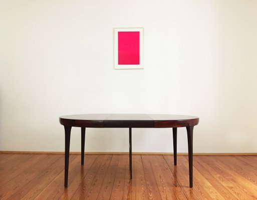 Runder Dänischer Mid Century Esstisch aus Palisander von Ib Kofod Larsen für Faarup Møbelfabrik Runder Dänischer Mid Century Esstisch aus Palisander von Ib Kofod Larsen für Faarup Møbelfabrik