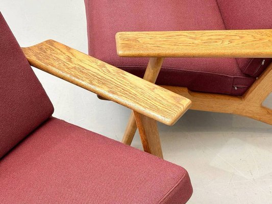 GE 290 Easy Chair by Hans J. Wegner for Getama, 1950s for sale at