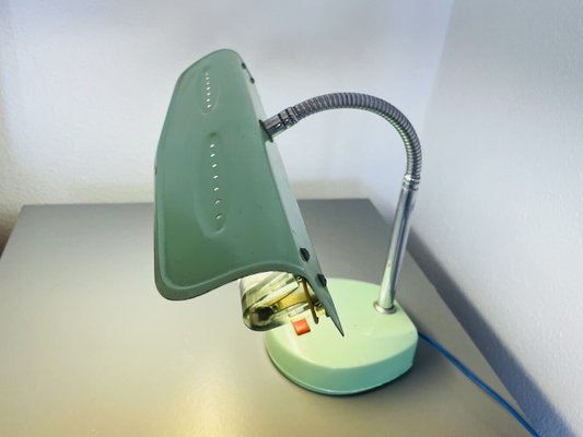 Grüne Mid-Century Moderne Büro Schreibtischlampe aus Aluminium, 1950er bei Pamono kaufen