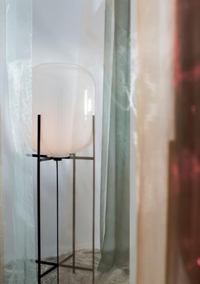 Oda Lampadaire Pulpo conçu par Sebastian Herkner