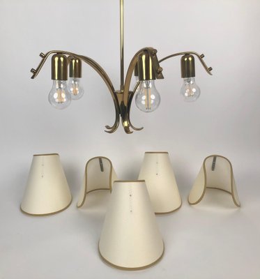 アンティークアルチプレーヤー Vintage Austrian Brass Chandelier, 1960s for sale at Pamono