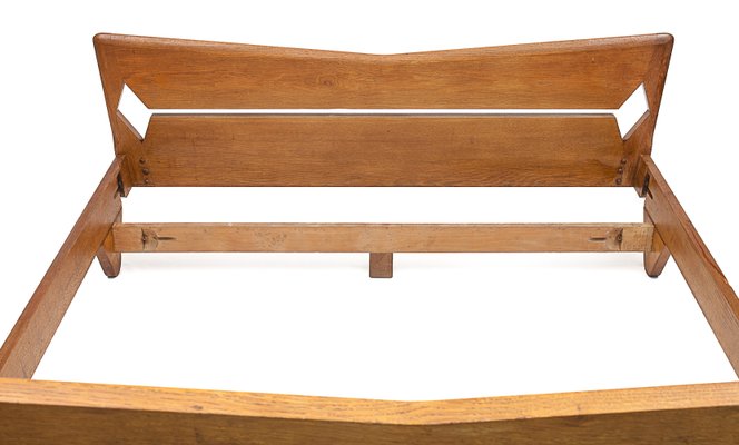Bed attributed to Guillerme Et Chambron for sale at Pamono