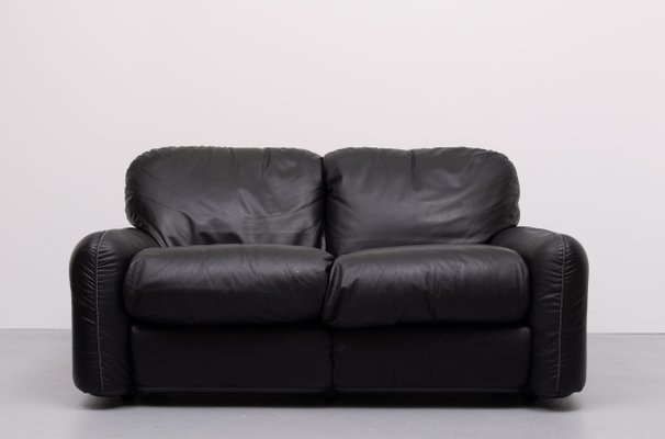 Divano Piumotto in pelle nera di Arrigo Arrigoni per Busnelli