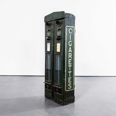 Distributeur Automatique de Cigarettes Vintage, Angleterre, 1940s en vente  sur Pamono