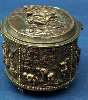 antique tobacco holder Carved Bronze Bas-Relief Jewelry Box or Tobacco Holder, France, 19th Century