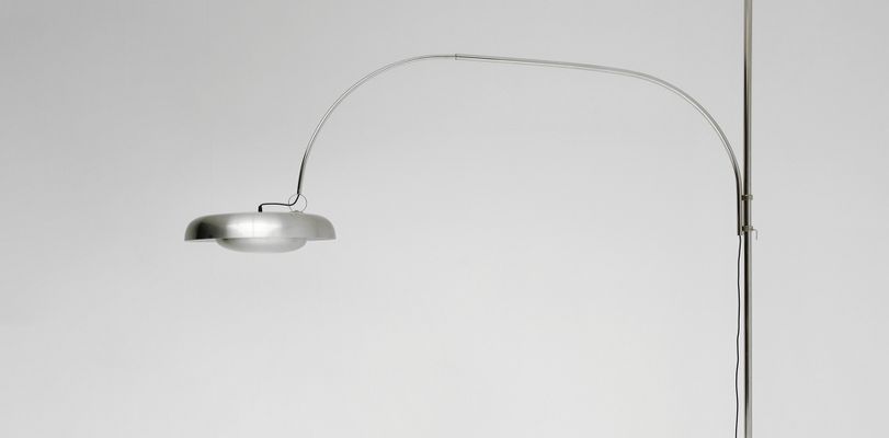 Lampada ad arco di Pirro Cuniberti per Sirrah Imola, anni \'70 in ... Lampada ad arco di Pirro Cuniberti per Sirrah Imola, anni \'70 in ...