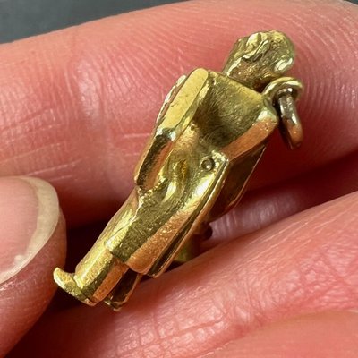 Vintage Italian 18 Karat Yellow Gold Lucky Gobbo Hunchback Charm