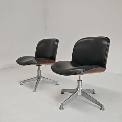 Sedie in ecopelle nera e noce di Mim Roma, anni '60 in vendita su