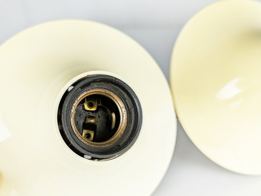 White Ivory Plastic Teti Wall Lamp by Vico Magistretti for