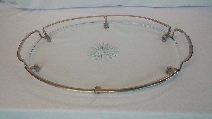 Ovales Mid-Century Glas Tablett mit Chromgriffen bei Pamono kaufen