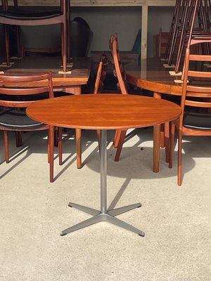 Mid-Century Modern Teak Round Dining Table by Arne Jacobsen for