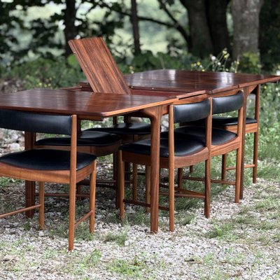 Model T3 Extending Dining Table in Walnut by Tom Robertson for