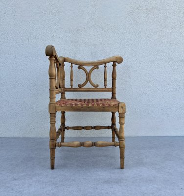 French Carved Wood Corner Chair with Woven Rush Seat, Early 20th